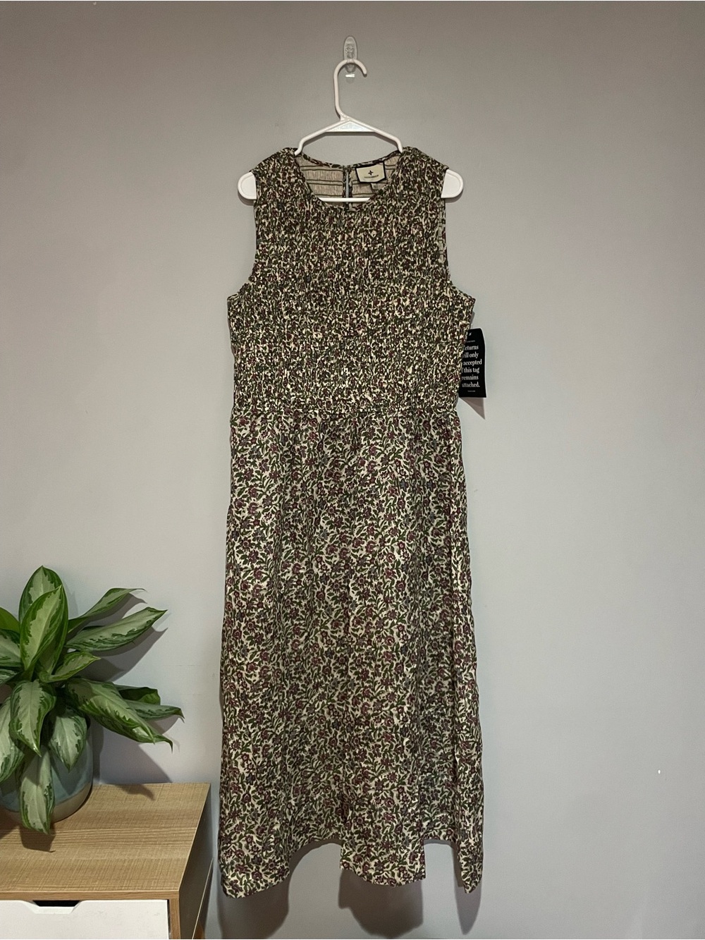 Tuckernuck - Sleeveless Maxi Dress French Ditsy Purple Green Floral Pattern